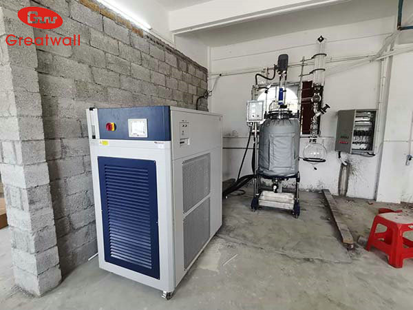 玻璃反應釜高低溫冷熱循環機