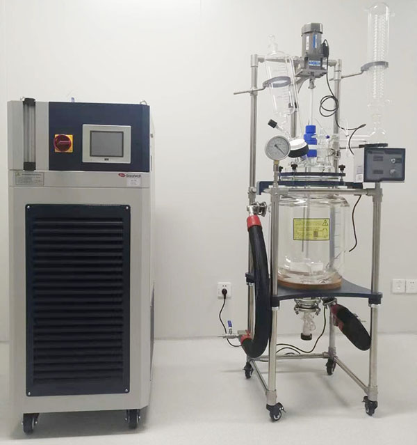 高低溫冷熱一體機-80℃~200℃特點